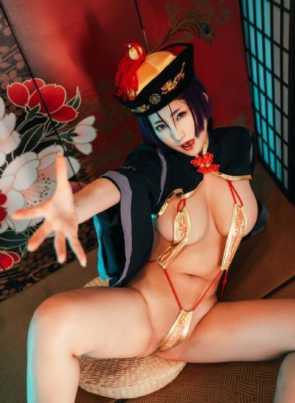 美女老板的贴身男保镖短剧